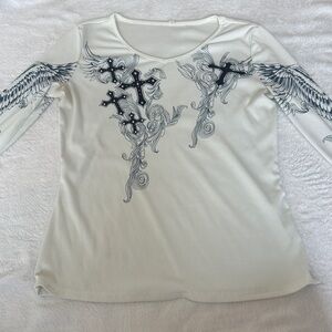 Amazon Women's Cream Long Sleeve Top with Black Graphic